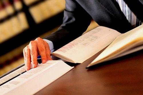 廣州企業(yè)法律顧問(wèn),請律師