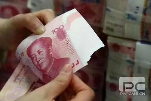 借錢(qián)人夫妻都坐牢了欠的錢(qián)該找誰(shuí)要？