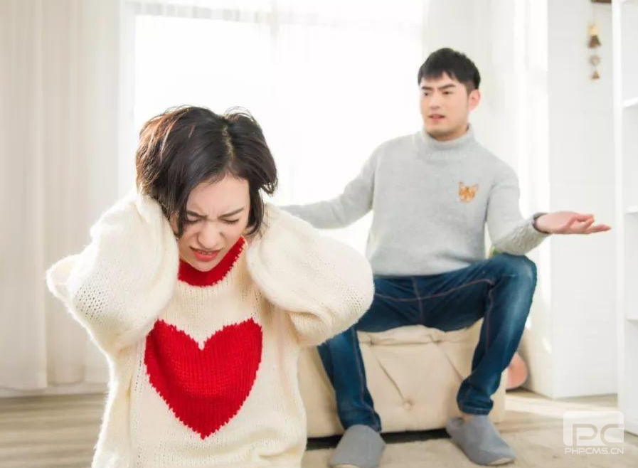 打離婚官司時(shí)的律師費是怎么計算的？
